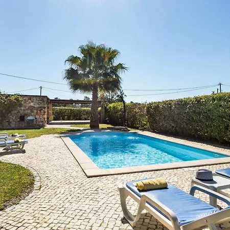 Peaceful Algarve With Private Pool, Spacious Garden & Bbq Area Dom wakacyjny