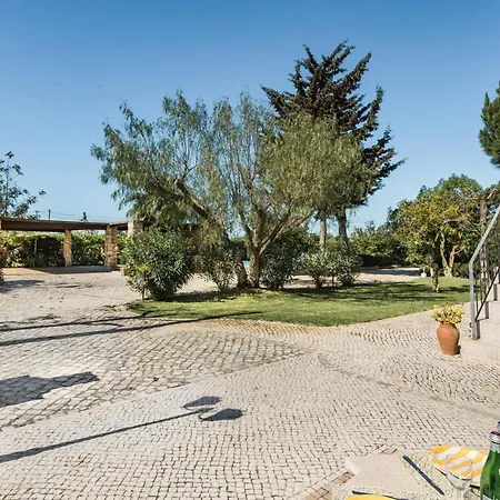 Peaceful Algarve With Private Pool, Spacious Garden & Bbq Area Dom wakacyjny Pêra